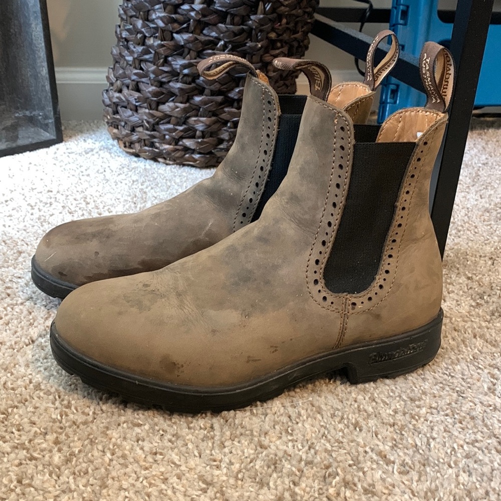 Blundstones